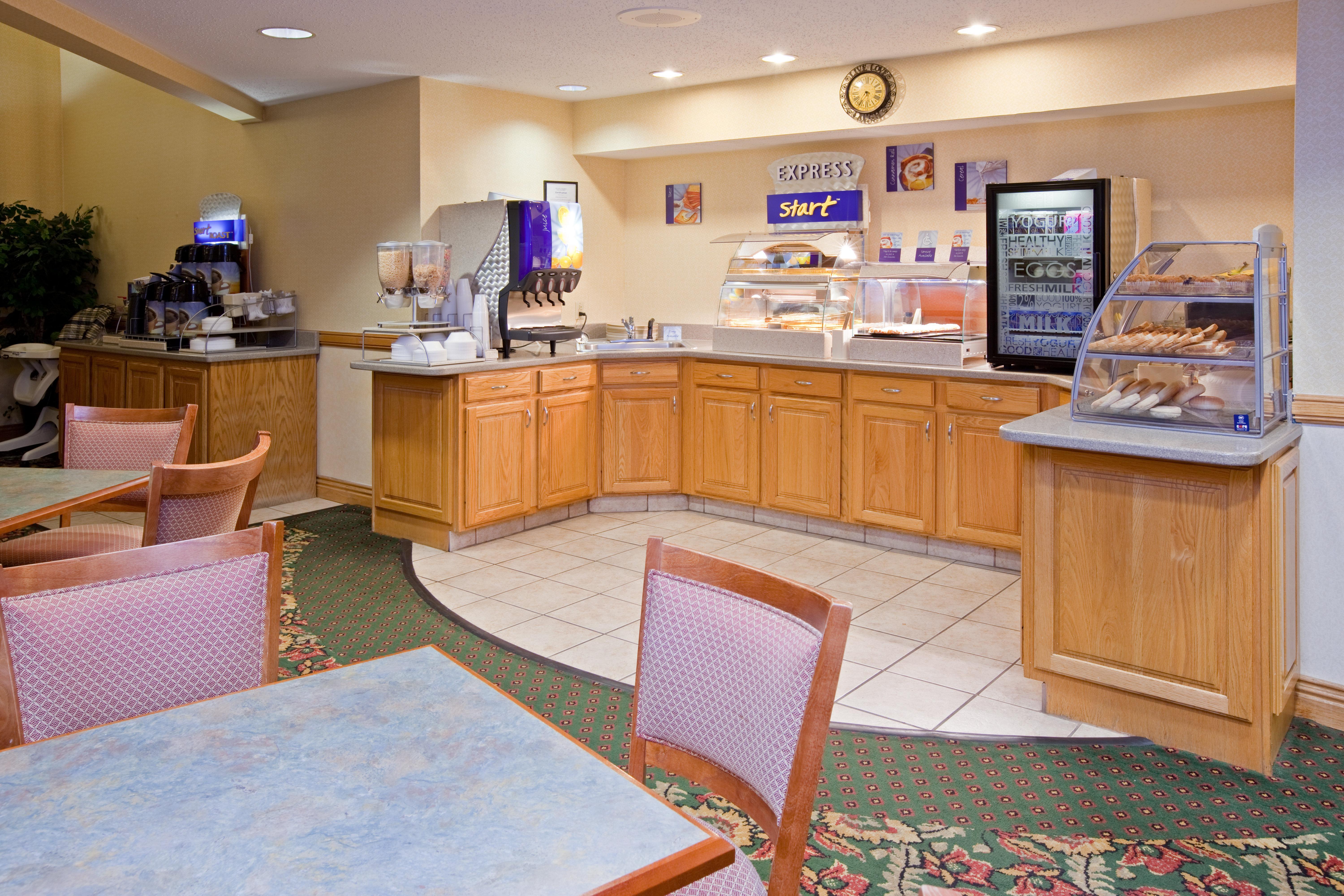 Holiday Inn Express Washington Restaurante foto